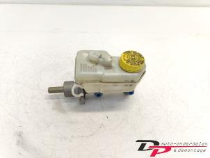 Gebruikte Hoofdremcilinder Seat Ibiza III (6L1) 1.4 16V 75 Prijs € 10,00 Margeregeling aangeboden door DP Auto-onderdelen & Demontage