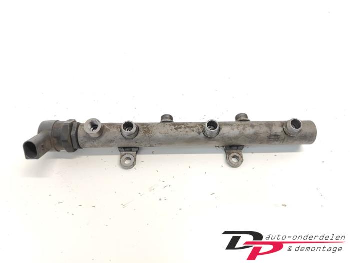 Gebruikte Injector brug Audi Q7 (4LB) 3.0 TDI V6 24V Prijs € 18,70 Margeregeling aangeboden door DP Auto-onderdelen & Demontage