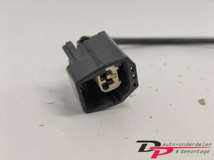 Pingelsensor van een Ford Focus C-Max 1.6 16V Ti-VCT 2005