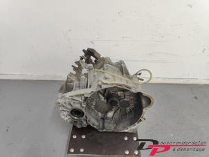 Gebruikte Versnellingsbak Opel Antara (LA6) 2.0 CDTI 16V 4x4 Prijs € 427,50 Margeregeling aangeboden door DP Auto-onderdelen & Demontage