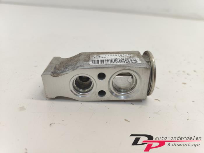 Expansieklep airco van een Citroën C1 1.0 Vti 68 12V 2016
