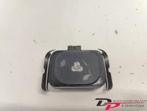 Gebruikte Sensor regen Peugeot 5008 I (0A/0E) 1.6 THP 16V Prijs € 12,00 Margeregeling aangeboden door DP Auto-onderdelen & Demontage
