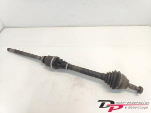 Gebruikte Cardanas rechts-voor (VWA) Peugeot 5008 I (0A/0E) 1.6 THP 16V Prijs € 19,00 Margeregeling aangeboden door DP Auto-onderdelen & Demontage