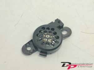 Gebruikte Luidspreker Volkswagen Golf VII (AUA) 2.0 GTD 16V Prijs € 5,00 Margeregeling aangeboden door DP Auto-onderdelen & Demontage