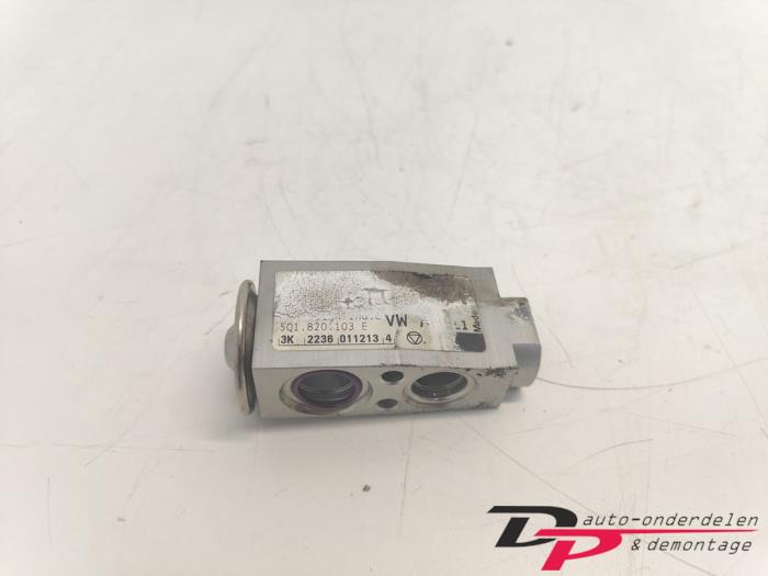 Gebruikte Expansieklep airco Volkswagen Golf VII (AUA) 2.0 GTD 16V Prijs € 15,00 Margeregeling aangeboden door DP Auto-onderdelen & Demontage