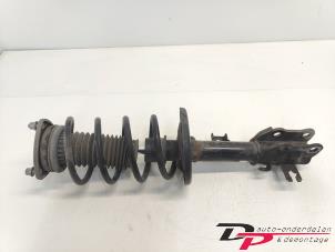 Gebruikte Veerpoot links-voor Mazda CX-5 (KE,GH) 2.2 Skyactiv D 175 16V 4WD Prijs € 70,00 Margeregeling aangeboden door DP Auto-onderdelen & Demontage