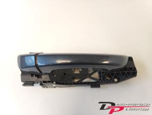 Gebruikte Deurgreep 2Deurs rechts Volkswagen Golf VI (5K1) 1.2 TSI BlueMotion Prijs € 14,00 Margeregeling aangeboden door DP Auto-onderdelen & Demontage