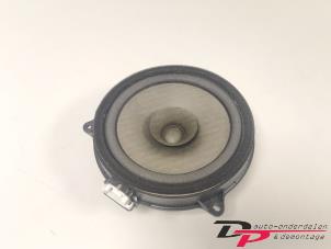 Gebruikte Speaker Mazda 2 (DE) 1.3 16V S-VT High Power Prijs € 9,00 Margeregeling aangeboden door DP Auto-onderdelen & Demontage