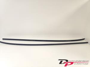 Gebruikte Daklijst set BMW 1 serie (F20) 114i 1.6 16V Prijs € 67,50 Margeregeling aangeboden door DP Auto-onderdelen & Demontage