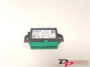 Gebruikte PDC Module Peugeot 308 SW (L4/L9/LC/LJ/LR) 1.6 BlueHDi 120 Prijs € 14,95 Margeregeling aangeboden door DP Auto-onderdelen & Demontage