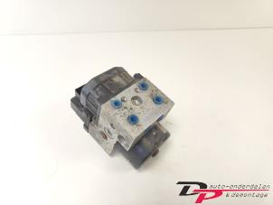 Gebruikte ABS Pomp Honda Civic (EP/EU) 1.6 16V VTEC Prijs € 29,00 Margeregeling aangeboden door DP Auto-onderdelen & Demontage