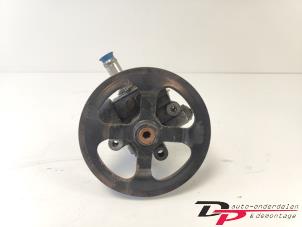 Gebruikte Servopomp Citroen C-Crosser 2.4 16V Prijs € 72,00 Margeregeling aangeboden door DP Auto-onderdelen & Demontage