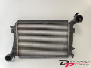 Gebruikte Radiateur Volkswagen Passat Variant (3C5) 2.0 TDI 140 Prijs € 25,00 Margeregeling aangeboden door DP Auto-onderdelen & Demontage