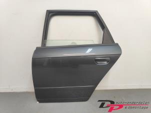 Gebruikte Portier 4Deurs links-achter Seat Exeo ST (3R5) 2.0 TDI 16V Prijs € 100,00 Margeregeling aangeboden door DP Auto-onderdelen & Demontage