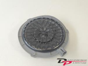 Gebruikte Luidspreker Peugeot 208 I (CA/CC/CK/CL) 1.6 Vti 16V Prijs € 10,00 Margeregeling aangeboden door DP Auto-onderdelen & Demontage