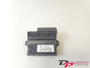 Gebruikte Boordcomputer Audi Q7 (4LB) 3.0 TDI V6 24V Prijs € 20,00 Margeregeling aangeboden door DP Auto-onderdelen & Demontage