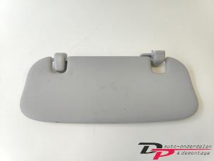 Gebruikte Zonneklep Mini Mini (R56) 1.6 16V Cooper Prijs € 10,00 Margeregeling aangeboden door DP Auto-onderdelen & Demontage