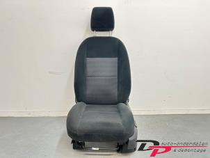 Gebruikte Voorstoel links Ford C-Max (DM2) 1.8 16V Prijs € 75,00 Margeregeling aangeboden door DP Auto-onderdelen & Demontage