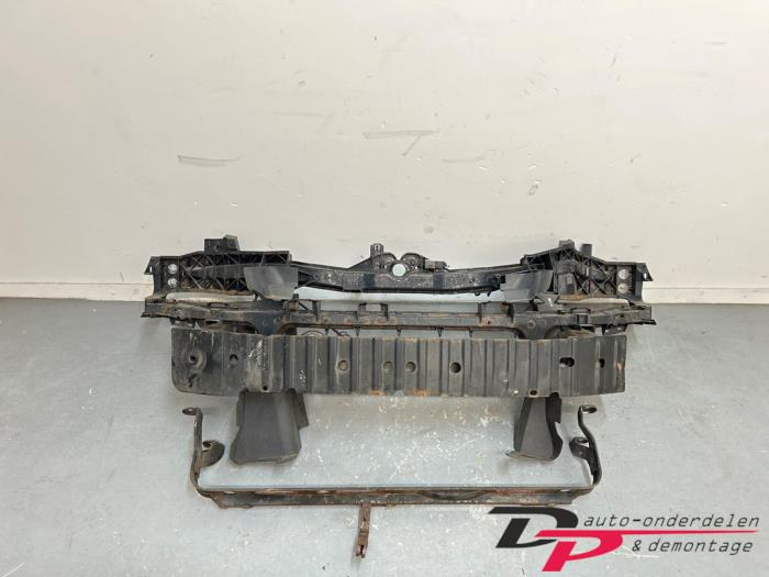 Frontpaneel van een Ford Focus C-Max 1.6 16V 2005