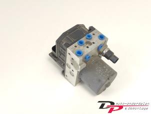 Gebruikte ABS Pomp Volkswagen Phaeton (3D) 3.2 V6 30V Prijs € 72,00 Margeregeling aangeboden door DP Auto-onderdelen & Demontage