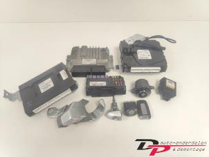 Gebruikte Kontaktslot + computer Kia Rio III (UB) 1.1 CRDi VGT 12V Prijs € 117,00 Margeregeling aangeboden door DP Auto-onderdelen & Demontage