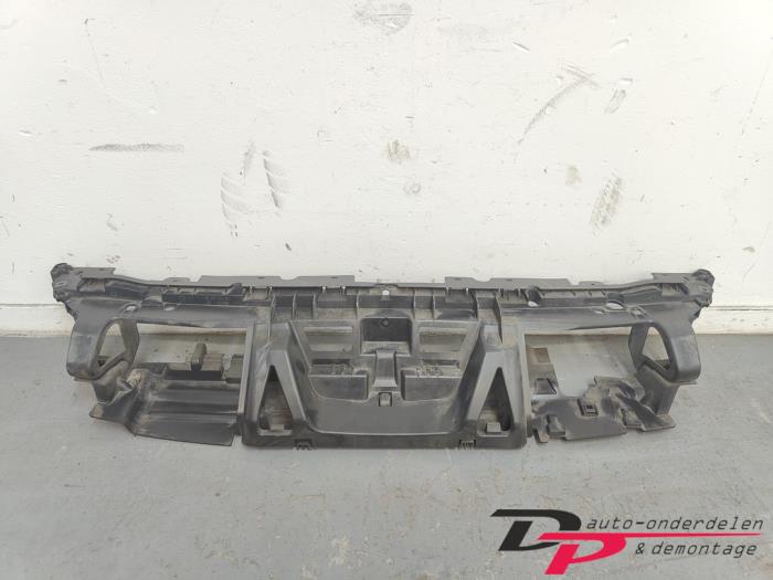 Gebruikte Voorfront Peugeot 5008 I (0A/0E) 1.6 VTI 16V Prijs € 30,00 Margeregeling aangeboden door DP Auto-onderdelen & Demontage