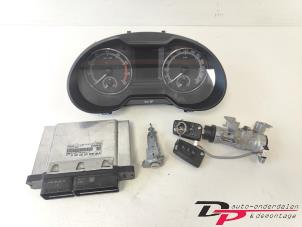 Gebruikte Kontaktslot + computer Skoda Octavia (5EAA) 1.0 TSI 12V Prijs € 120,00 Margeregeling aangeboden door DP Auto-onderdelen & Demontage