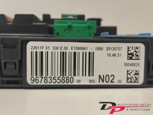 Kontaktslot + computer van een Peugeot 208 I (CA/CC/CK/CL) 1.2 Vti 12V PureTech 82 2012