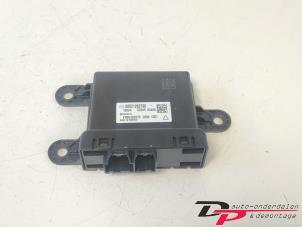 Gebruikte Gateway module Jeep Renegade (BU) 1.0 GSE T3 12V Prijs € 40,00 Margeregeling aangeboden door DP Auto-onderdelen & Demontage