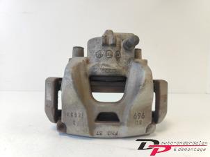 Gebruikte Remklauw (Tang) links-voor Jeep Renegade (BU) 1.0 GSE T3 12V Prijs € 31,50 Margeregeling aangeboden door DP Auto-onderdelen & Demontage