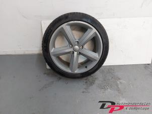 Gebruikte Velg + Band Audi TT Roadster (8J9) 2.0 TFSI 16V Prijs € 70,00 Margeregeling aangeboden door DP Auto-onderdelen & Demontage