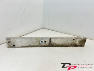 Gebruikte Frontbalk Mercedes A (W176) 1.6 A-200 16V Prijs € 30,00 Margeregeling aangeboden door DP Auto-onderdelen & Demontage