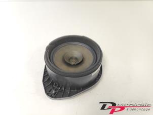 Gebruikte Speaker Opel Astra K 1.6 CDTI 110 16V Prijs € 15,00 Margeregeling aangeboden door DP Auto-onderdelen & Demontage