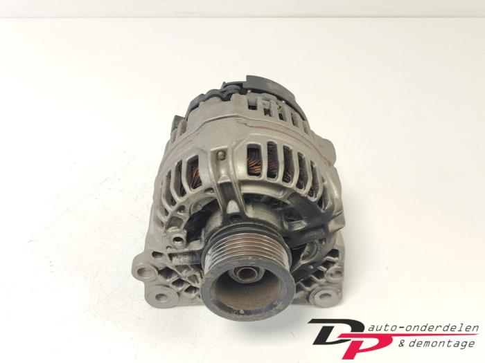 Gebruikte Alternator Volkswagen Golf IV (1J1) 1.6 Prijs € 27,95 Margeregeling aangeboden door DP Auto-onderdelen & Demontage