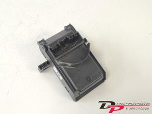 Gebruikte Module (diversen) Ford Transit Custom 2.0 TDCi 16V Eco Blue 105 Prijs € 19,95 Margeregeling aangeboden door DP Auto-onderdelen & Demontage