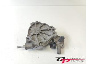 Gebruikte Vacuumpomp (Diesel) Landrover Freelander II 2.2 td4 16V Prijs € 35,00 Margeregeling aangeboden door DP Auto-onderdelen & Demontage