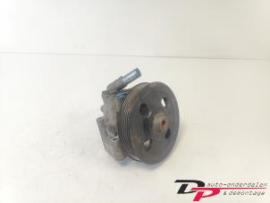 Gebruikte Stuurpomp Landrover Freelander II 2.2 td4 16V Prijs € 45,00 Margeregeling aangeboden door DP Auto-onderdelen & Demontage