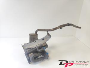 Gebruikte Standkachel Landrover Discovery III (LAA/TAA) 2.7 TD V6 Prijs € 75,00 Margeregeling aangeboden door DP Auto-onderdelen & Demontage