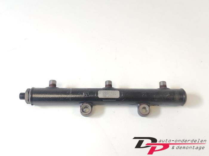Gebruikte Galerij (Injectie) Landrover Discovery III (LAA/TAA) 2.7 TD V6 Prijs € 29,95 Margeregeling aangeboden door DP Auto-onderdelen & Demontage