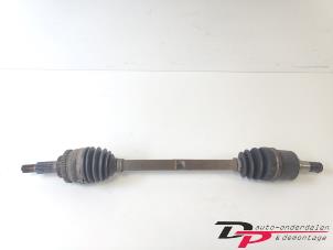 Gebruikte Aandrijfas links-voor Suzuki Swift (ZA/ZC/ZD1/2/3/9) 1.3 VVT 16V Prijs € 10,00 Margeregeling aangeboden door DP Auto-onderdelen & Demontage