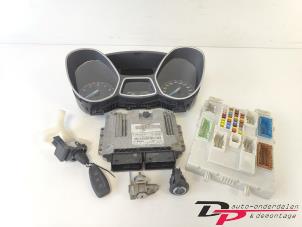 Gebruikte Kontaktslot + computer Ford Focus 3 1.0 Ti-VCT EcoBoost 12V 100 Prijs € 150,00 Margeregeling aangeboden door DP Auto-onderdelen & Demontage