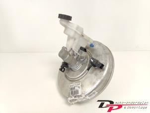 Gebruikte Rembekrachtiger Peugeot 5008 II (M4/MC/MJ/MR) 1.2 12V e-THP PureTech 130 Prijs € 49,95 Margeregeling aangeboden door DP Auto-onderdelen & Demontage