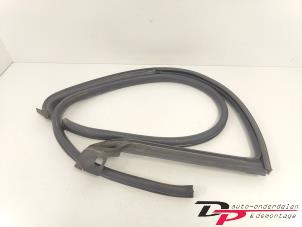 Gebruikte Deurrubber 4Deurs rechts-achter Volkswagen Passat CC (357) 2.0 TDI 16V 140 Prijs € 20,00 Margeregeling aangeboden door DP Auto-onderdelen & Demontage