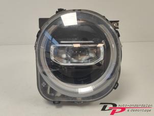 Gebruikte Rechter Koplamp Jeep Renegade (BU) 1.0 GSE T3 12V Prijs € 300,00 Margeregeling aangeboden door DP Auto-onderdelen & Demontage