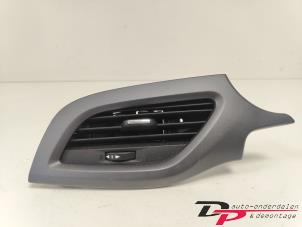 Gebruikte Luchtrooster Dashboard Opel Corsa E 1.4 16V Prijs € 12,95 Margeregeling aangeboden door DP Auto-onderdelen & Demontage