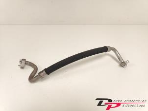 Gebruikte Airco Leiding Mercedes E (W213) E-220d 2.0 Turbo 16V Prijs € 14,00 Margeregeling aangeboden door DP Auto-onderdelen & Demontage