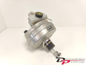 Gebruikte Rembooster Mercedes E (W213) E-220d 2.0 Turbo 16V Prijs € 49,95 Margeregeling aangeboden door DP Auto-onderdelen & Demontage