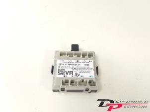 Gebruikte Centrale Deurvergrendelings Module Mercedes E (W213) E-220d 2.0 Turbo 16V Prijs € 20,00 Margeregeling aangeboden door DP Auto-onderdelen & Demontage