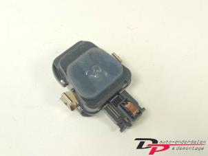 Gebruikte Sensor regen Mercedes E (W213) E-220d 2.0 Turbo 16V Prijs € 20,00 Margeregeling aangeboden door DP Auto-onderdelen & Demontage