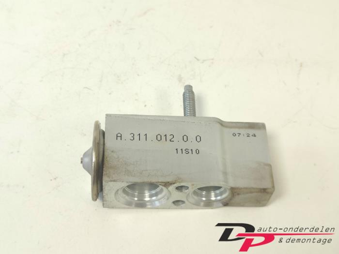 Gebruikte Airco expansieklep Alfa Romeo MiTo (955) 0.9 TwinAir Prijs € 10,00 Margeregeling aangeboden door DP Auto-onderdelen & Demontage